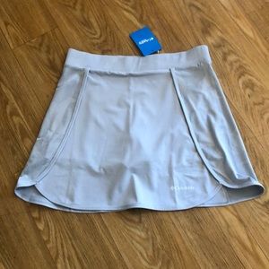 Columbia womens Up Next Skort. M. NWT